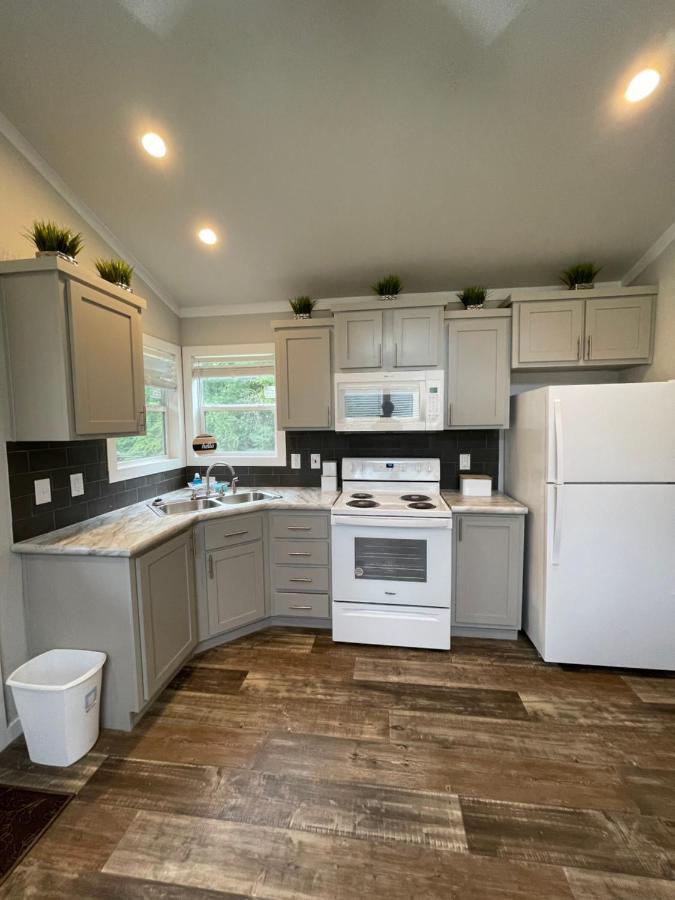 Charming Tiny Home! Close To Oxford, Sardis Lake, Safari Animal Zoo 外观 照片