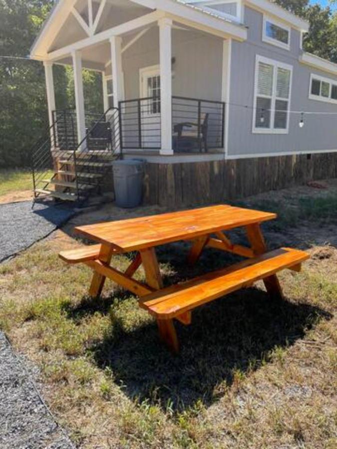 Charming Tiny Home! Close To Oxford, Sardis Lake, Safari Animal Zoo 外观 照片