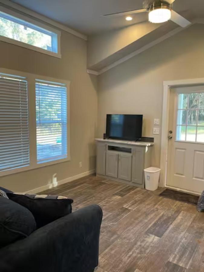 Charming Tiny Home! Close To Oxford, Sardis Lake, Safari Animal Zoo 外观 照片